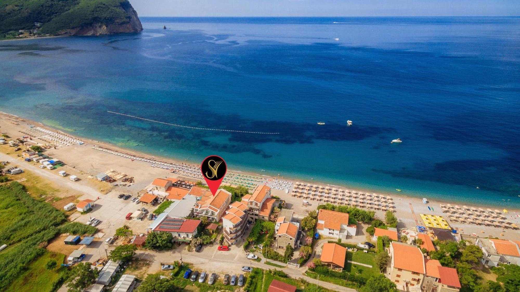 Hotel Savojo Petrovac ภายนอก รูปภาพ